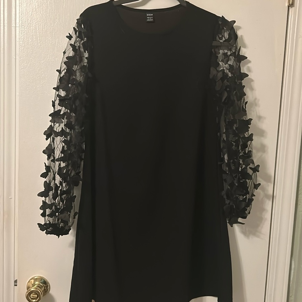 BUTTERFLY BLACK DRESS